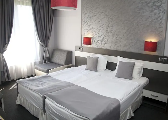 Gran Via 3* Бургас